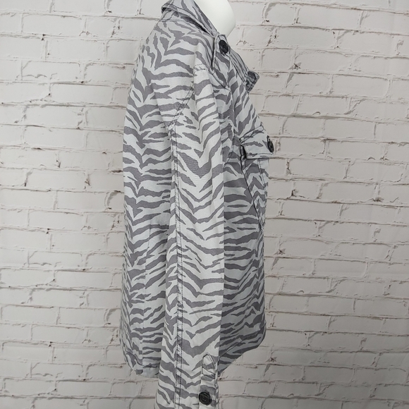 Kensie Zebra-Print Coat - Picture 4 of 11